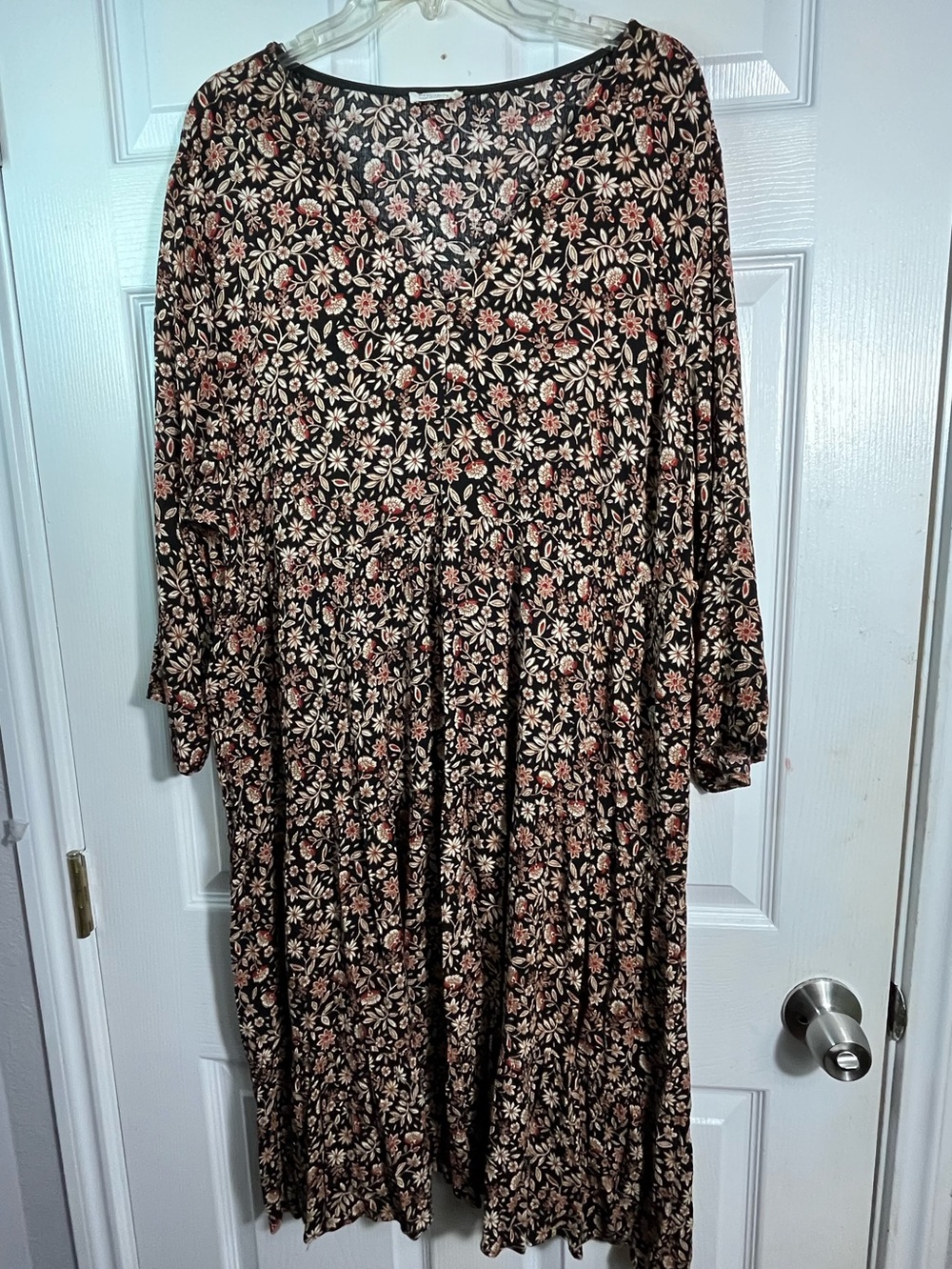 Kiyonna Black Floral Tiered Long Sleeve Dress 3X